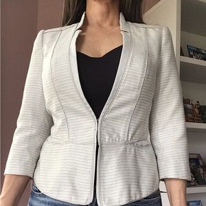 Jacket Perfect for spring and summer